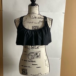 Xhilaration D/DD Swimsuit Top